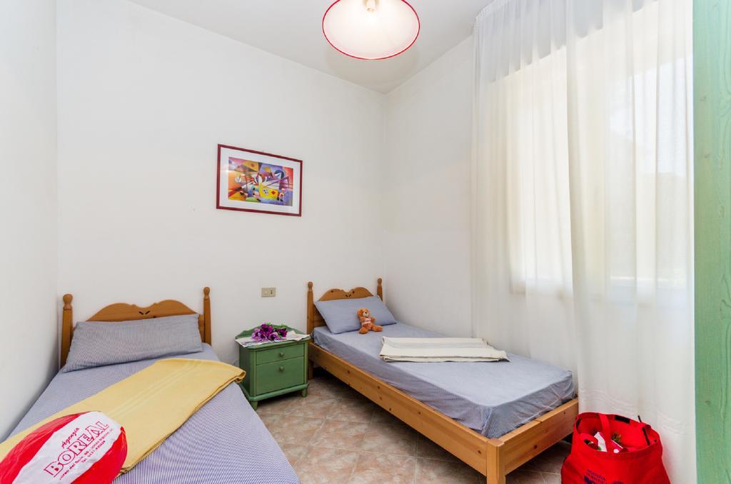 Condominio Brionetta 比比翁 外观 照片