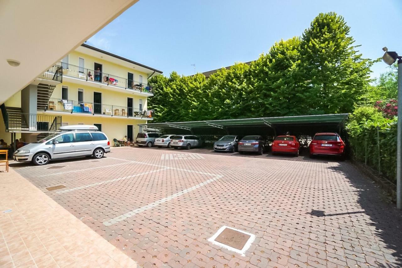 Condominio Brionetta 比比翁 外观 照片